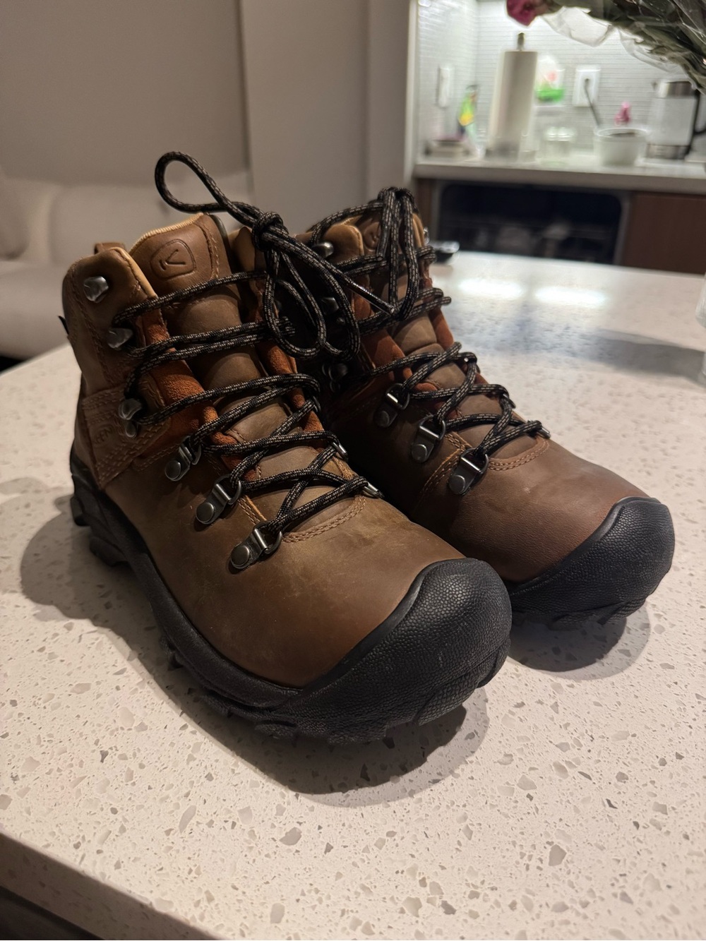 Keen Women’s Brown Hiking Boots with Black Toe Cap